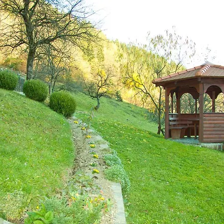 Farm Bukovje مزرعة للإقامة *