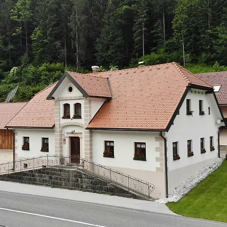 Farm Bukovje *
